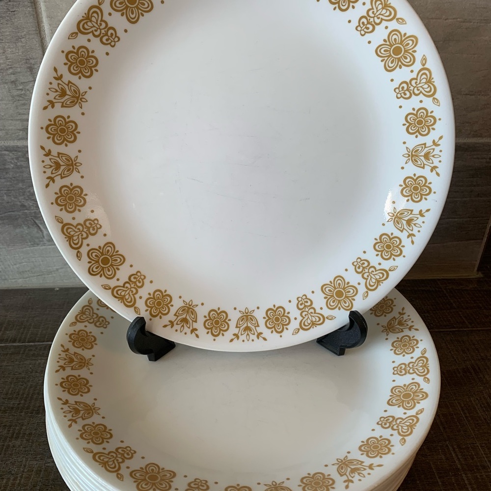 Vintage Corelle BUTTERFLY GOLD 10” Dinner Plates Set Of 8 - Picture 2 of 3